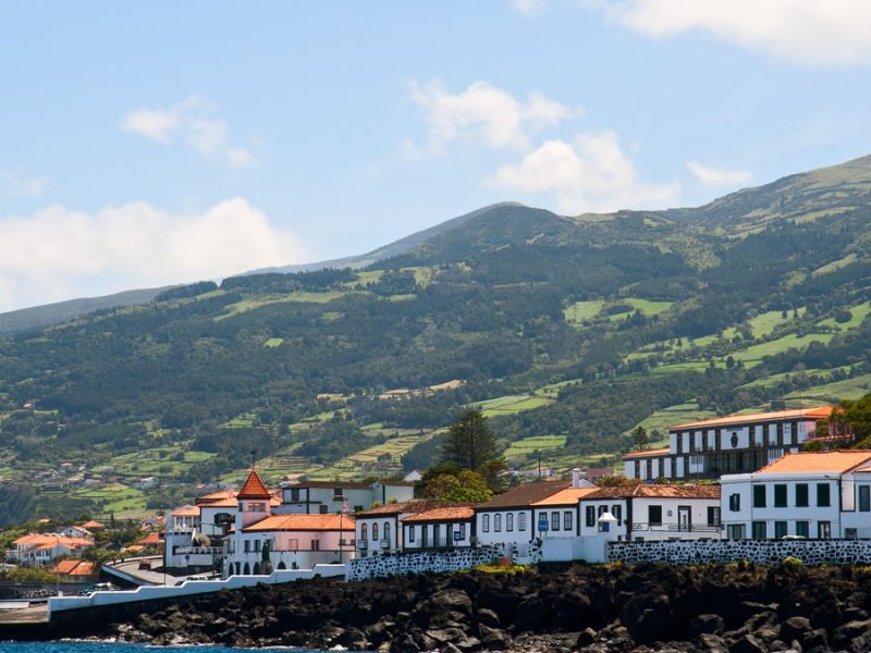 Viaggi Combinati Offerte Estive: São Miguel, Terceira e Pico in aereo, Portogallo (Azzorre) da 1395€